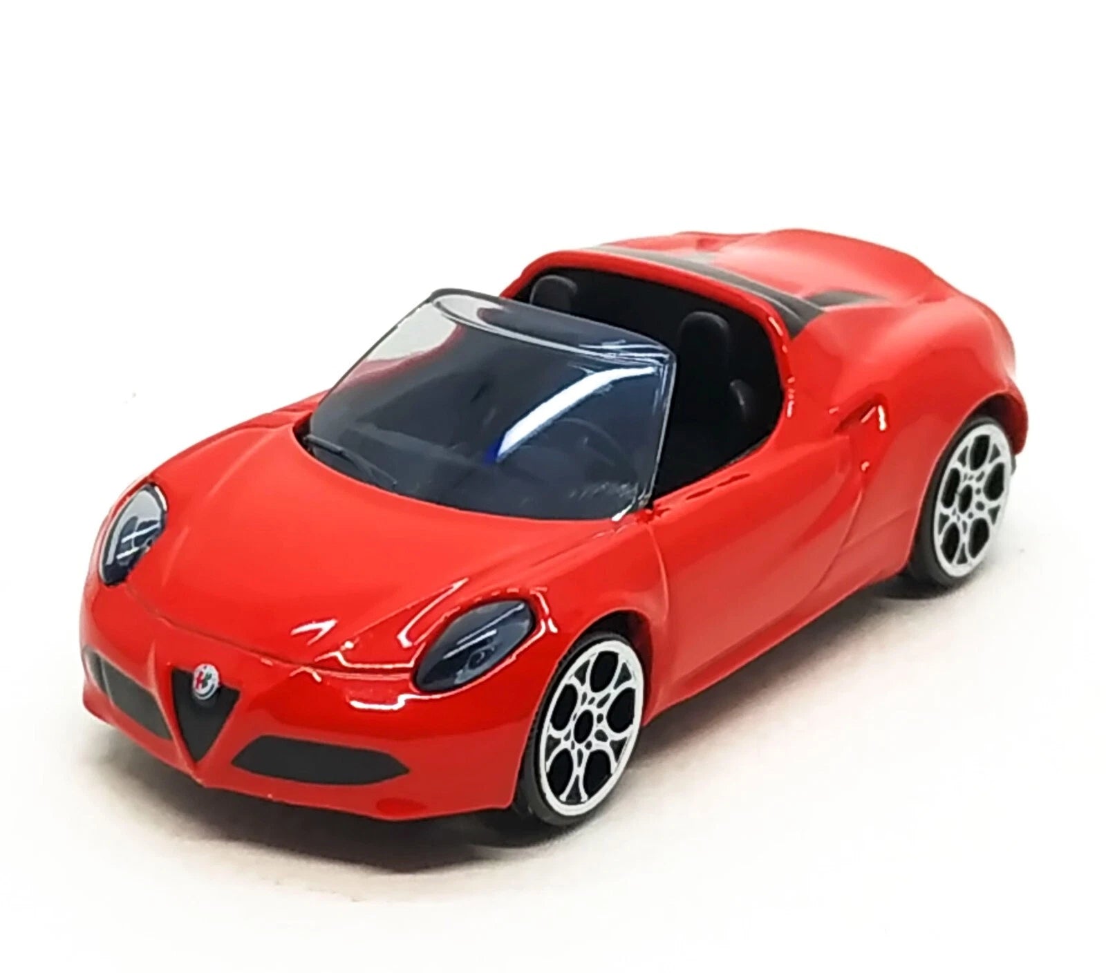 Majorette Street Cars Alfa Romeo 4C Spider | Officially Licensed Red Die-Cast Metal Sports Car, Realistic 1:64 Scale Model for Kids and Collectors Aged 3+
