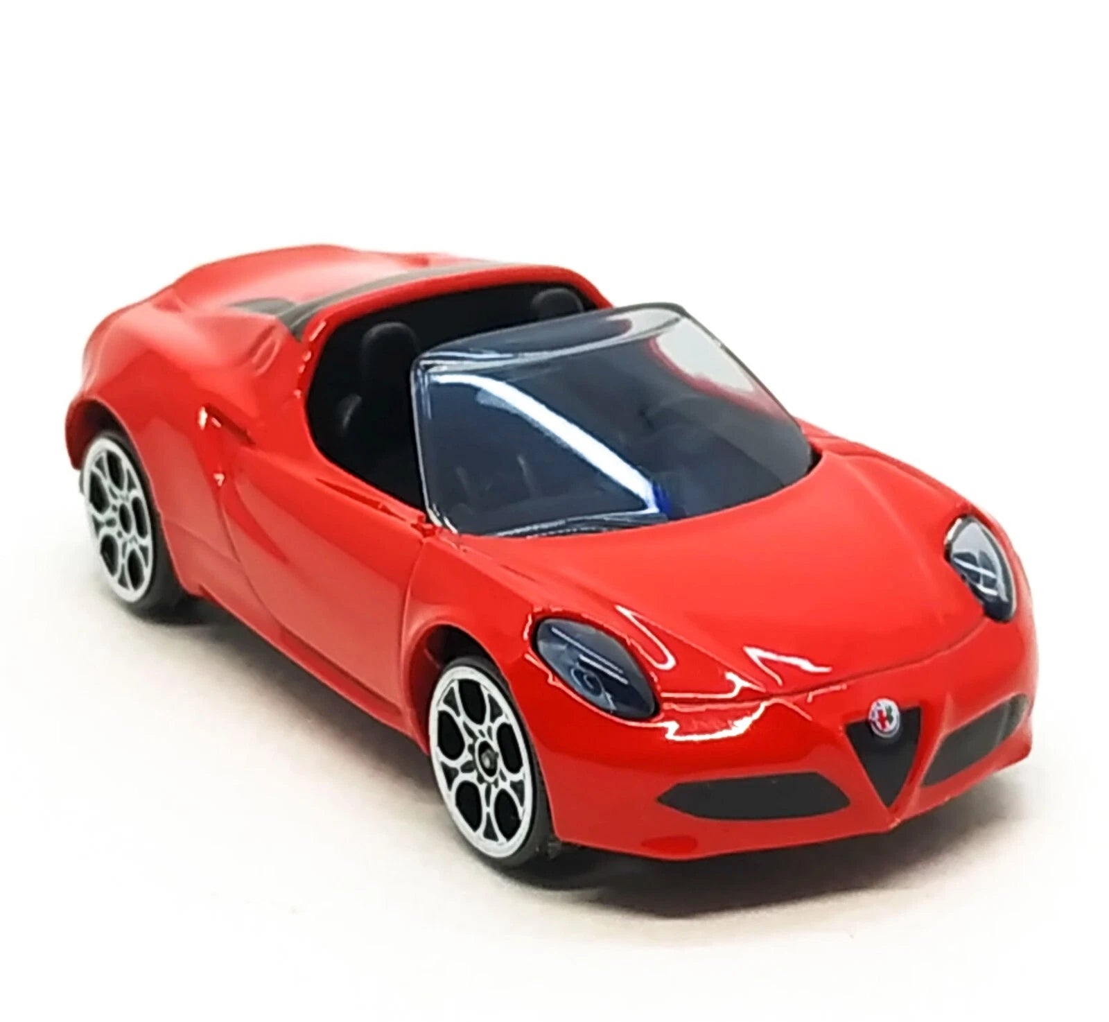 Majorette Street Cars Alfa Romeo 4C Spider | Officially Licensed Red Die-Cast Metal Sports Car, Realistic 1:64 Scale Model for Kids and Collectors Aged 3+