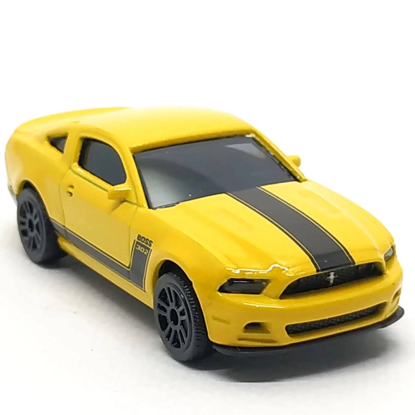 Majorette Street Cars Ford Mustang Boss 302 | Officially Licensed Yellow Die-Cast Metal Muscle Car, Realistic 1:64 Scale Model for Kids and Collectors Aged 3+