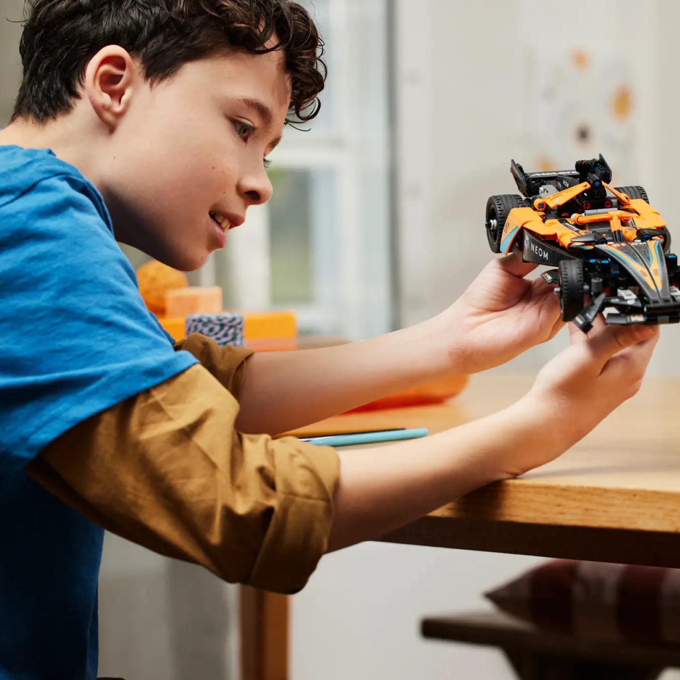 Lego Technic 42169 NEOM McLaren Formula E Team Race Car Toy Set with Double Pull-Back Action and Steering, Authentic Motorsport Engineering Building Kit for Boys and Girls Aged 9 and Up (452 Pieces)