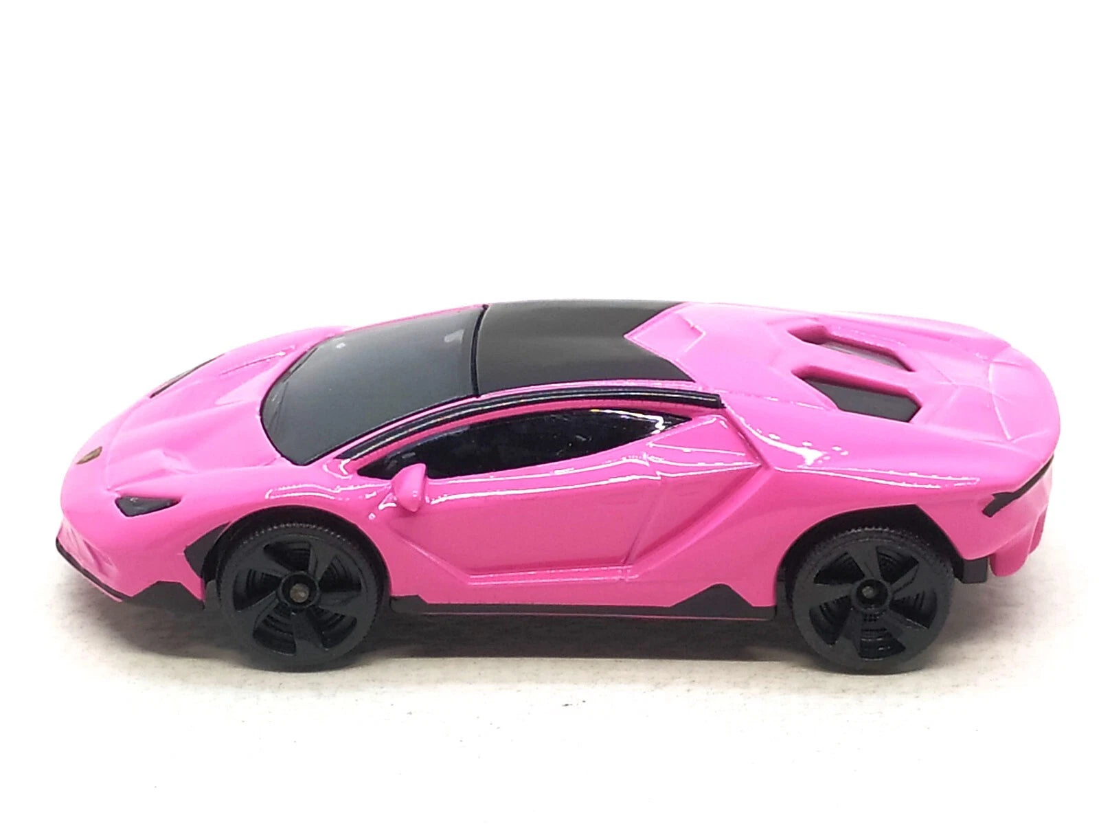 Majorette Street Cars Lamborghini Centenario | Officially Licensed Pink Die-Cast Metal Supercar | Realistic 1:64 Scale Model for Kids and Collectors Aged 3+