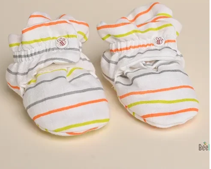 Bee Little Organic Muslin Booties for Babies 0–6 Months – Soft Cotton Solid Stripes | Lightweight, Breathable & Snug Fit for Newborns | Eco-Friendly & Gentle on Skin