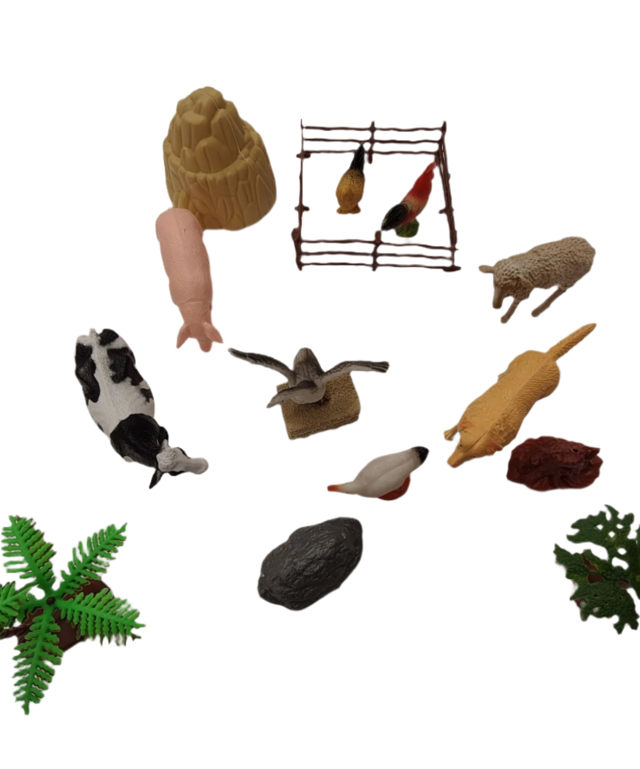 Ucok Toys Farm Animal World Playset - 19 Pieces with Farm Accessories, Trees & World Map | Educational Animal Figurines for Kids 3+ Years