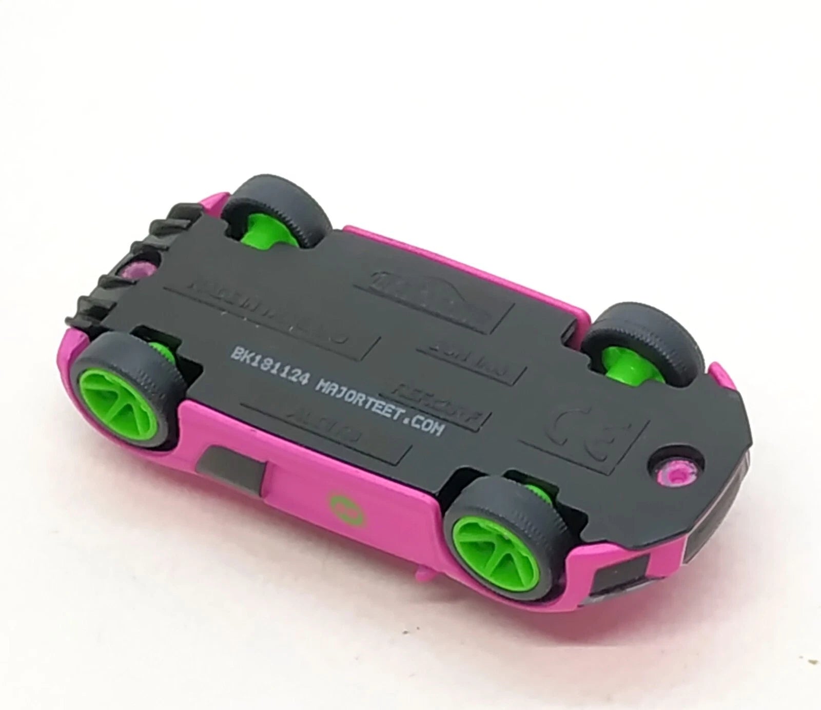 Majorette Street Cars Audi R8 Coupe (2025 Chase Car) | Officially Licensed Pink Die-Cast Metal Supercar | Realistic 1:64 Scale Model for Kids and Collectors Aged 3+