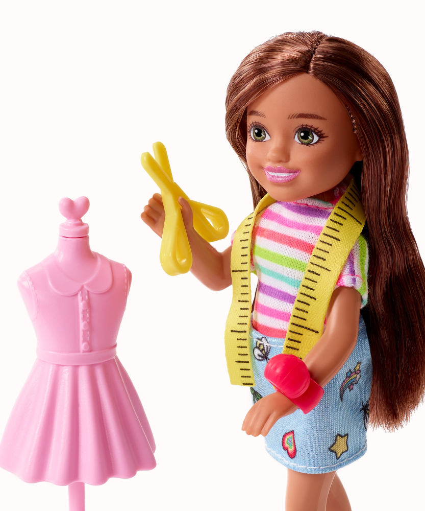 Barbie Chelsea Can Be… Fashion Designer Doll – 6” Career Role Play Toy with Themed Outfit & Accessories – Inspires Imaginative Play for Kids 3+ Years