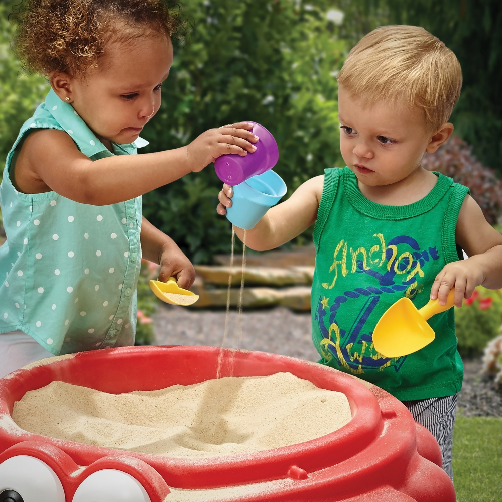 Step2 Crabbie Sand Table for Kids – Outdoor Crab-Themed Sensory Play Table with Lid & Accessories | Holds Up to 25 lbs Sand | Ages 1.5+ Years - MINIMEE KIDS