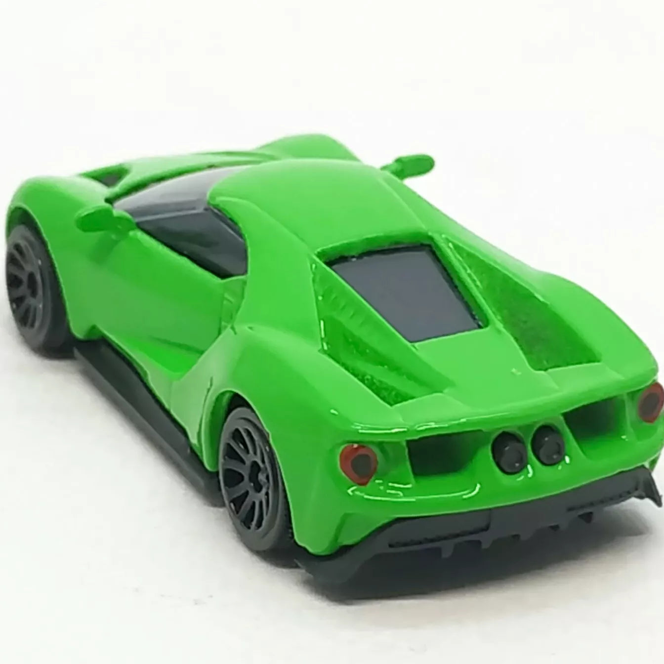 Majorette Street Cars Ford GT | Officially Licensed Green Die-Cast Metal Supercar, Realistic 1:64 Scale Model for Kids and Collectors Aged 3+