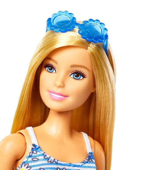 Barbie Doll & Fashions Accessories | JCR80 - 4 Trendy Outfits, Shoes & Purses for Mix & Match Play, Ages 3+