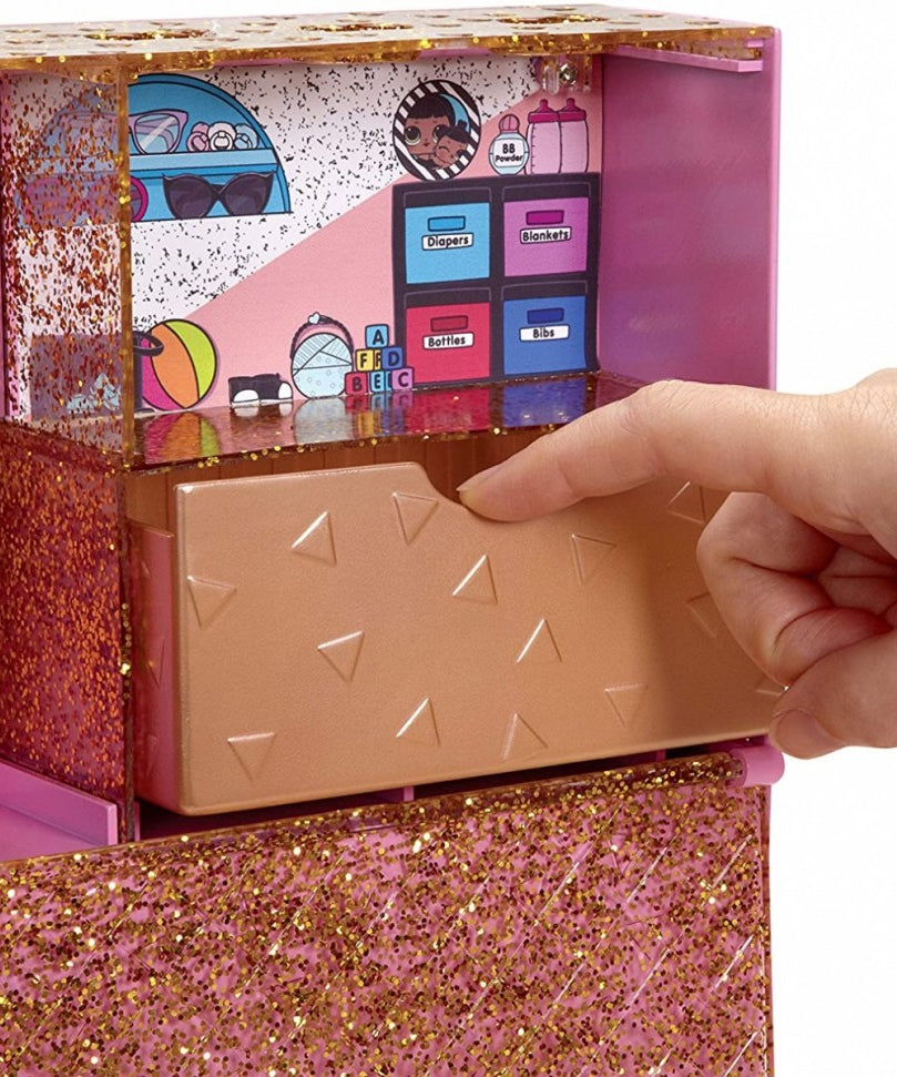 LOL Surprise Mini Shops 3-in-1 Boutique Playset with Exclusive Gold Doll | Display Case, Carry Case & Pretend Play Set for Girls 3+ | Holds 55+ Dolls & Accessories - MINIMEE KIDS