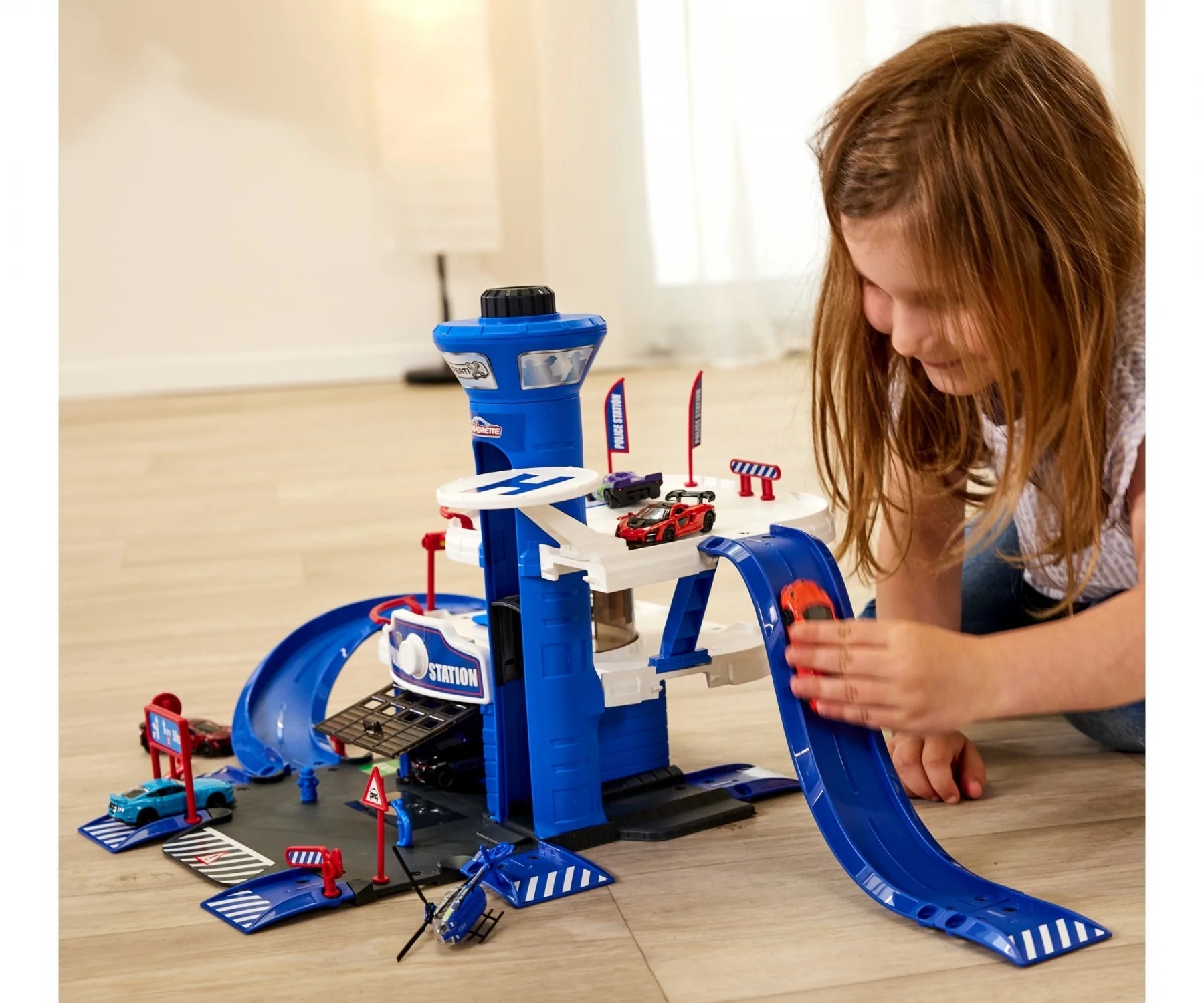 Majorette Creatix Police Station – 3-Story Police Set with Porsche Panamera Police Car, Toy Police Station for Kids Ages 5+ with Manual Lift, Helicopter Pad, Garage, and Access Ramps