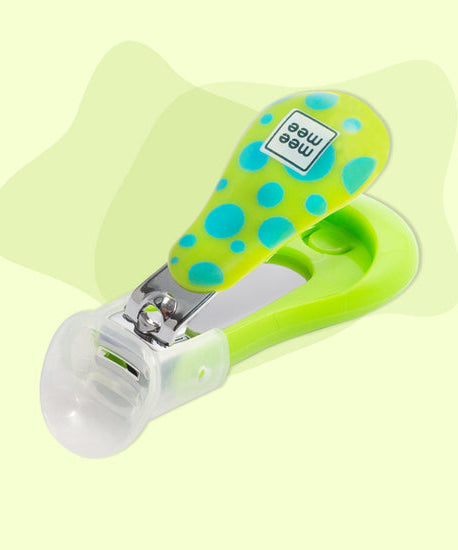 Mee mee Gentle Nail Clipper with Skin Guard for 0+ Months (Color May Vary)