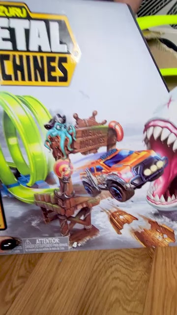 Zuru Metal Machines Shark Attack Building Trackset with Powerful Launcher, Double 360 Loops & Mini Racing Car – 2.63m/8.63ft Track Length