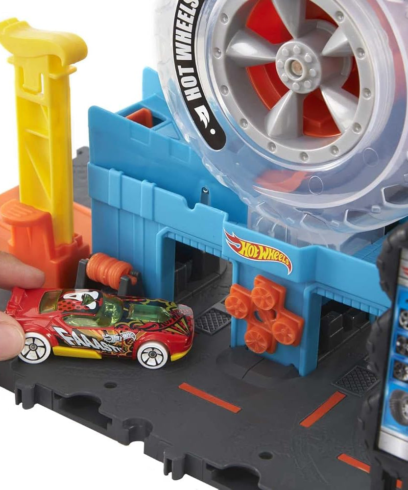 Hot Wheels City Super Twist Tire Shop Playset with Stunt Launcher & 1 Hot Wheels Car – Interactive Car Service Station for Kids 4+ - MINIMEE KIDS