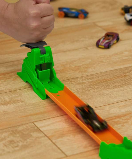 Hot Wheels Track Builder Toxic Super Jump Track Set – Includes 1 Hot Wheels Vehicle – For Kids 4+ Years